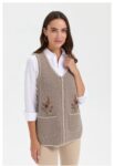 Desen Triko Kadın V Yaka Cep Üstü Nakış İşlemeli Yün Yelek-24001