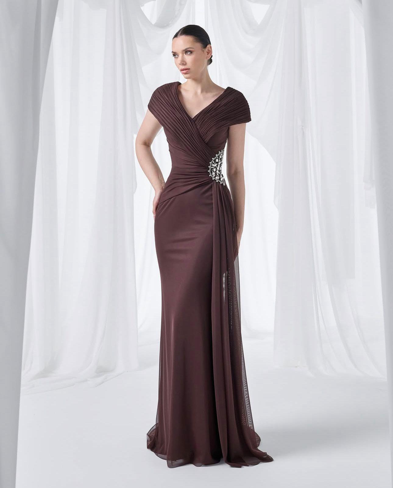 so-lady-beli-tas-detayli-madonna-yaka-abiye-elbise-4027-2647.jpg