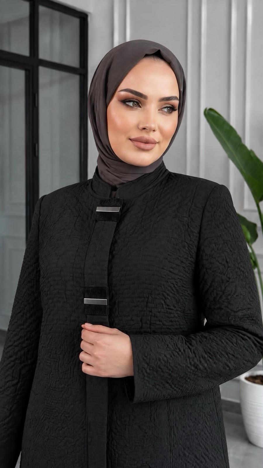 berin-yaka-detayli-tam-boy-astarli-kapitone-manto-8508-3469.jpg